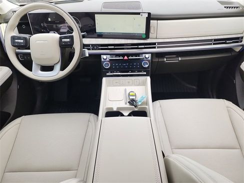 New 2025 Hyundai Santa Fe Calligraphy image 11