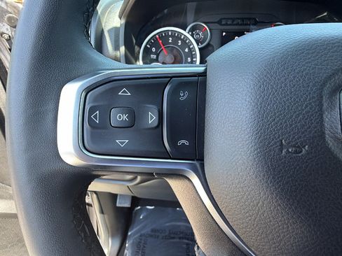 Used 2025 RAM 2500 Big Horn AWD/4WD image 27