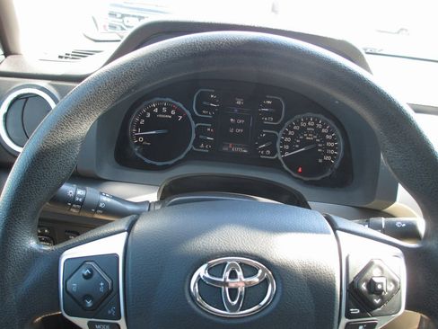 Used 2020 Toyota Tundra SR5 w/ SR5 Upgrade Package image 24