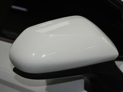 Used 2021 Toyota Camry LE image 61