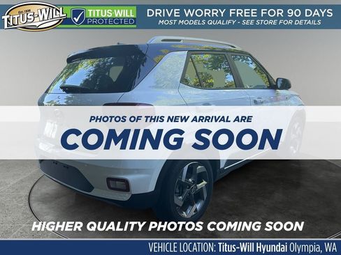 Used 2023 Hyundai Venue Limited FWD image 5