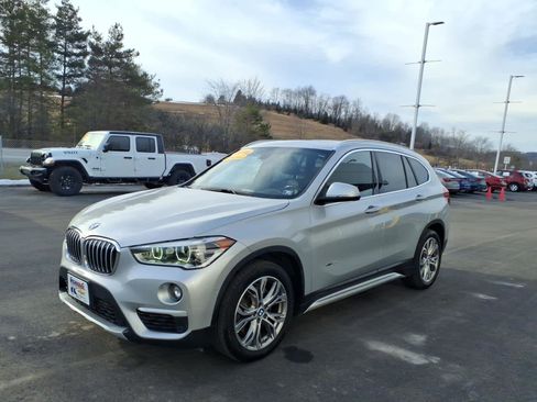 Used 2016 BMW X1 xDrive28i image 3