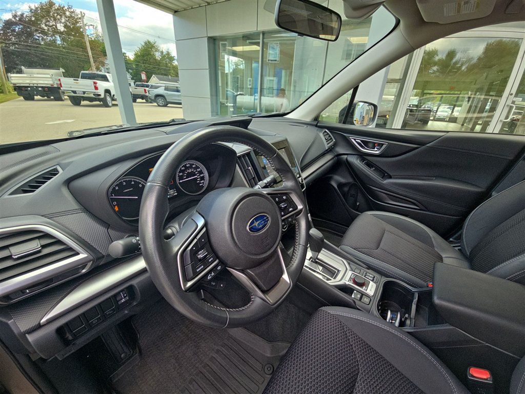 Used 2019 Subaru Forester Premium AWD/4WD image 10