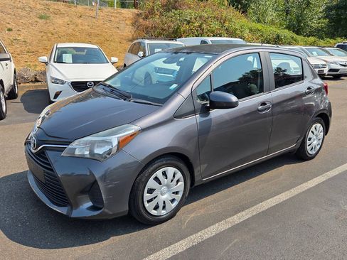Used 2017 Toyota Yaris L FWD image 3