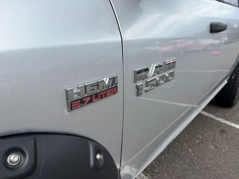 Used 2016 RAM 1500 Express AWD/4WD image 10