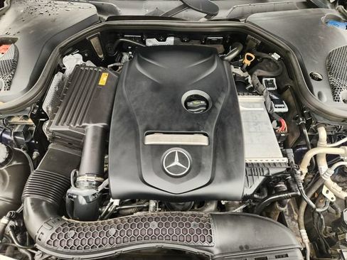 Used 2018 Mercedes-Benz E 300 image 22