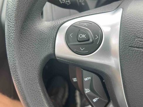 Used 2014 Ford Focus SE w/ SE Winter Package FWD image 23