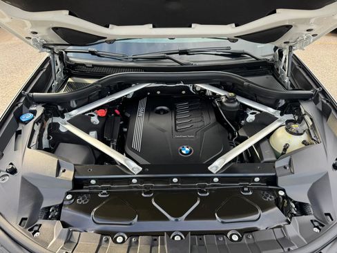Used 2020 BMW X7 xDrive40i w/ Executive Package AWD/4WD image 49