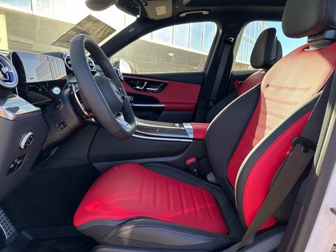 New 2025 Mercedes-Benz GLC 43 AMG 4MATIC image 9