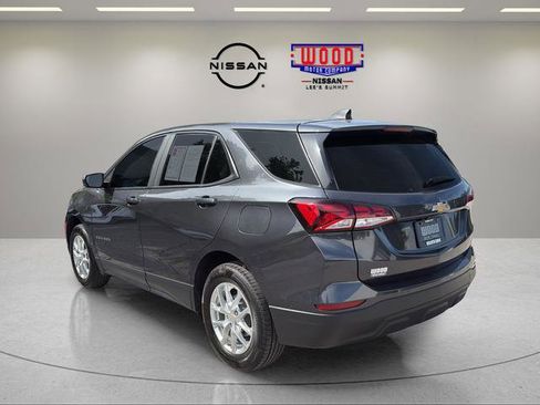 Used 2022 Chevrolet Equinox LS AWD/4WD image 4