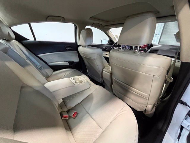 Used 2017 Acura ILX FWD image 12