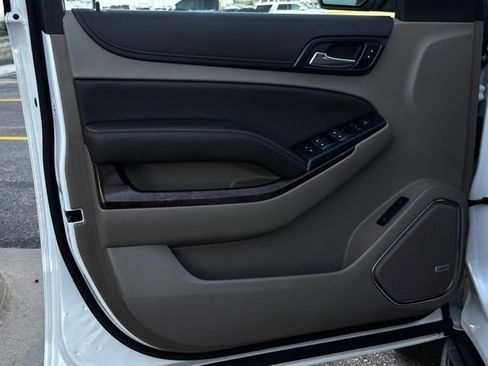 Used 2019 Chevrolet Suburban LT AWD/4WD image 33