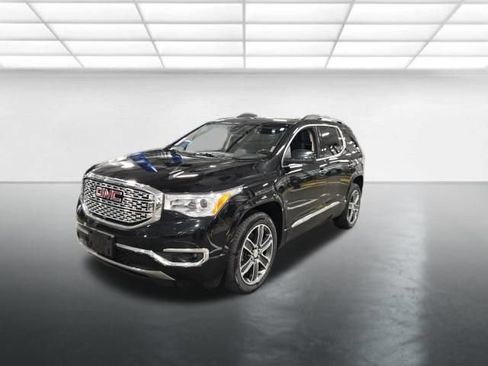 Used 2019 GMC Acadia Denali w/ Technology Package AWD/4WD image 9