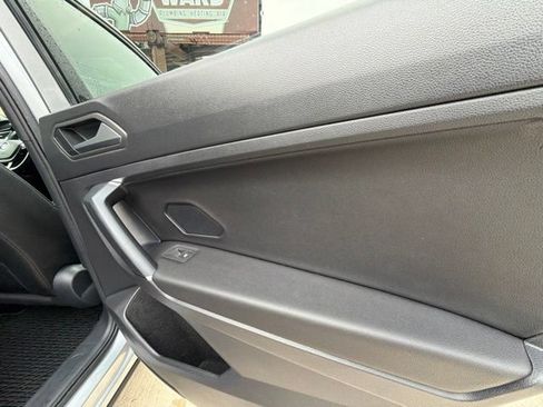 Used 2020 Volkswagen Tiguan SE R-Line w/ 3rd Row Seat Package AWD/4WD image 94