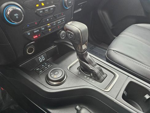 Used 2021 Ford Ranger Lariat w/ FX4 Off-Road Package image 25