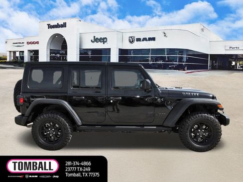 Used 2024 Jeep Wrangler Willys image 8