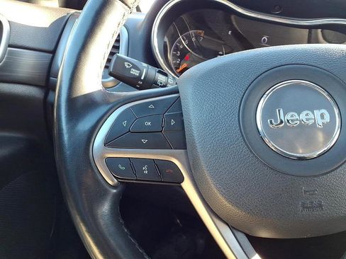 Used 2021 Jeep Grand Cherokee Freedom Edition image 28