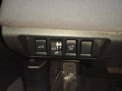 Used 2020 Subaru Outback Premium image 15