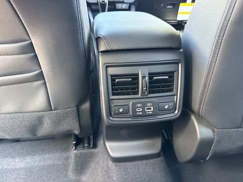New 2026 Subaru Outback Limited AWD/4WD image 17