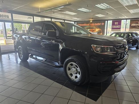 Used 2022 Chevrolet Colorado W/T w/ WT Convenience Package RWD image 3