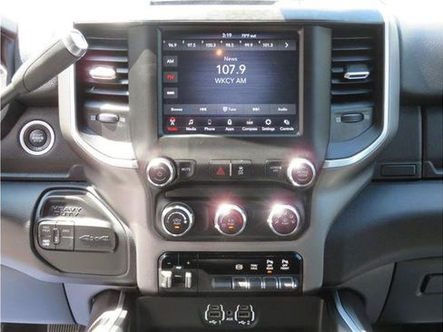 Used 2021 RAM 3500 Big Horn w/ Level 1 Equipment Group AWD/4WD image 7