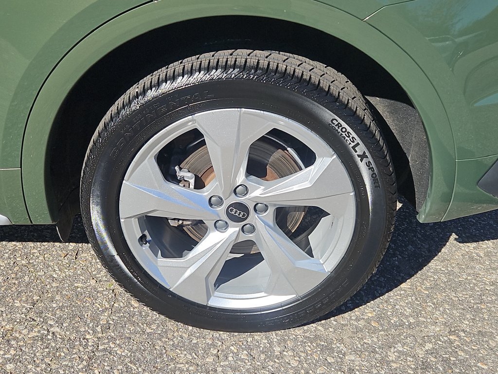 Certified 2023 Audi Q5 2.0T Premium Plus AWD/4WD image 8