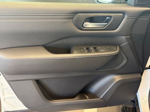 New 2026 Nissan Armada SV image 26