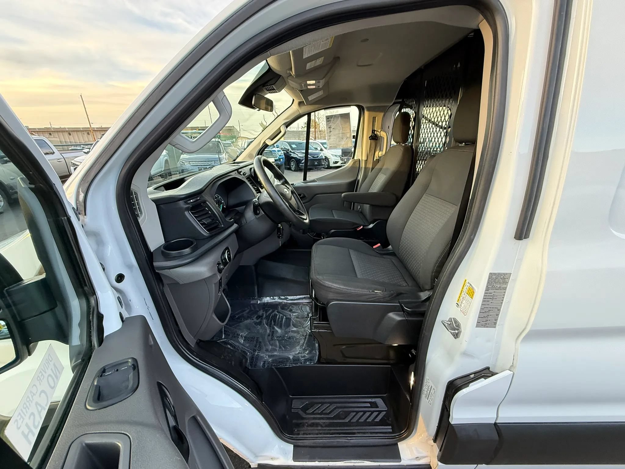 Used 2021 Ford Transit 250 Low Roof w/ Exterior Upgrade Package RWD image 16