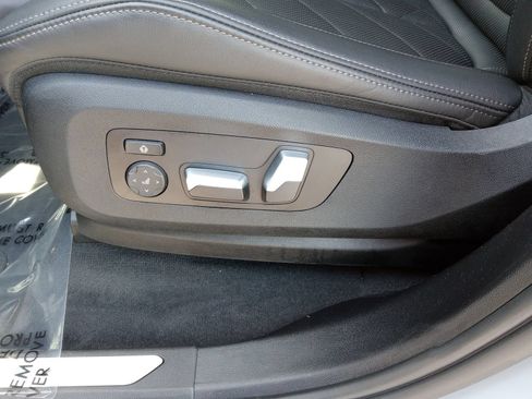 Used 2024 BMW X5 xDrive40i w/ M Sport Package AWD/4WD image 20