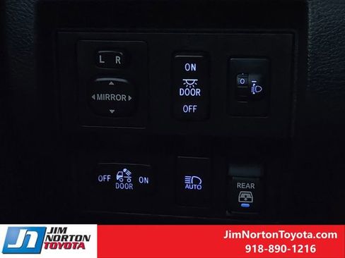 Used 2019 Toyota Tundra SR5 image 25