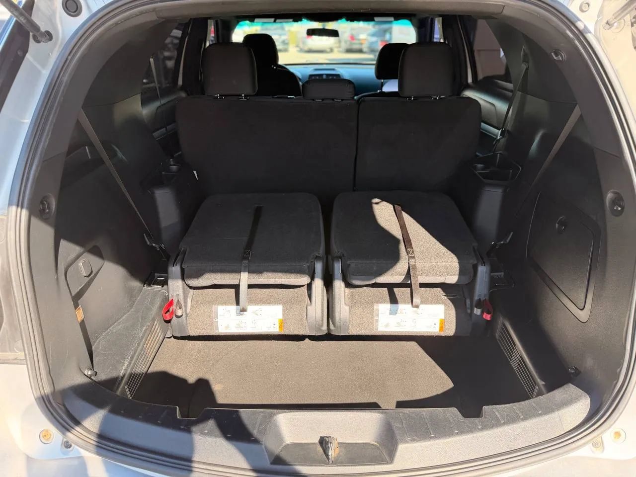 Used 2017 Ford Explorer XLT FWD image 36