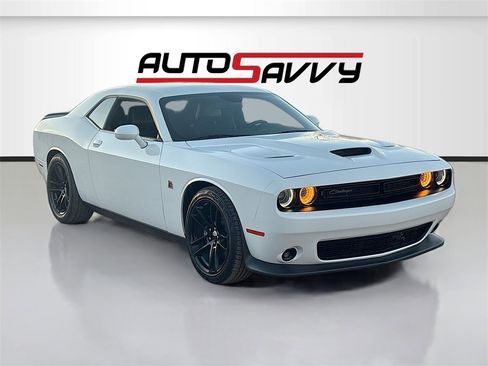 Used 2019 Dodge Challenger R/T Scat Pack image 1