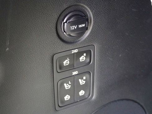 Used 2022 Hyundai Palisade Limited w/ Cargo Package image 37