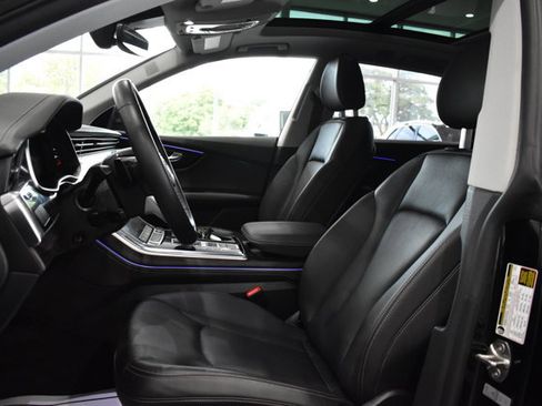 Used 2023 Audi Q8 Premium Plus w/ Premium Plus Package image 30