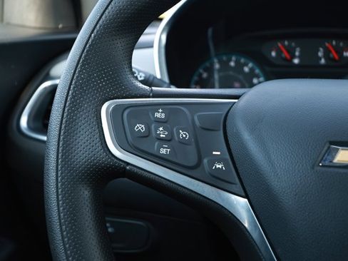 Used 2023 Chevrolet Equinox LS w/ LPO, Floor Liner Package FWD image 13