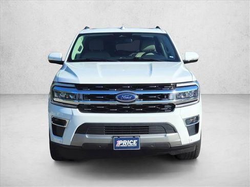 Used 2024 Ford Expedition Max Limited RWD image 2