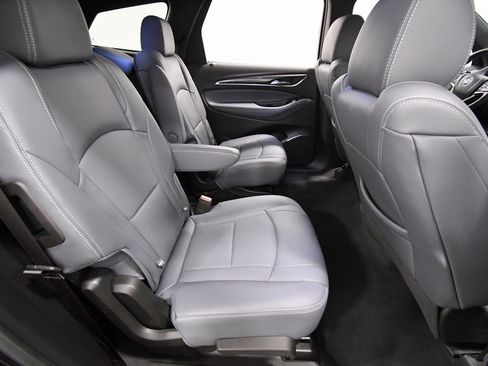 Used 2023 Buick Enclave Essence w/ Sport Touring Edition image 17