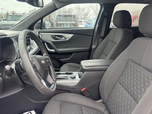 Used 2021 Chevrolet Blazer LT image 12
