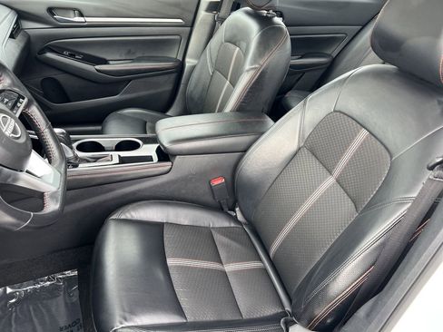 Used 2024 Nissan Altima 2.5 SR image 21