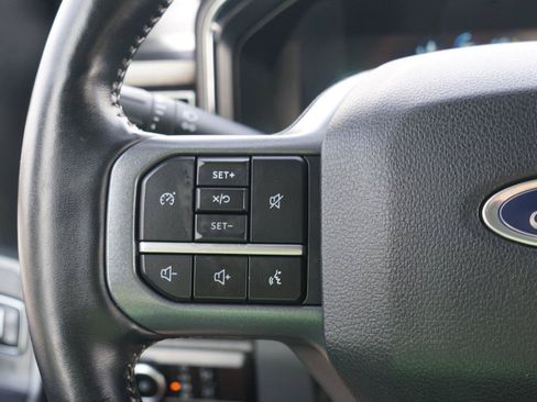 Used 2023 Ford F250 Lariat w/ Sport Appearance Package AWD/4WD image 17