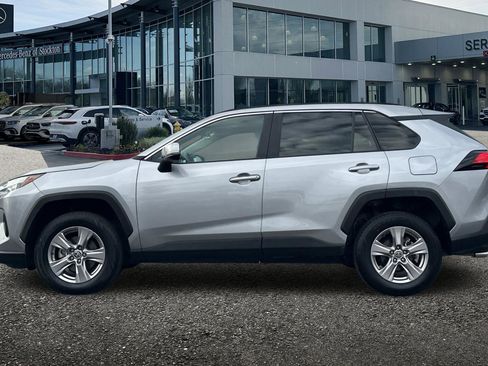Used 2023 Toyota RAV4 XLE image 7