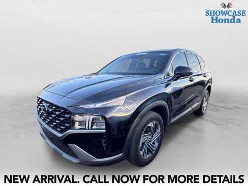 Used 2023 Hyundai Santa Fe SE FWD image 2