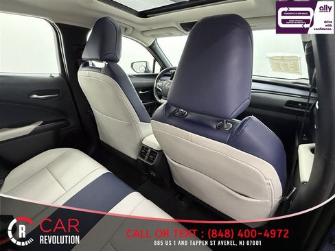 Used 2022 Lexus UX 250h w/ Premium Package AWD/4WD image 35