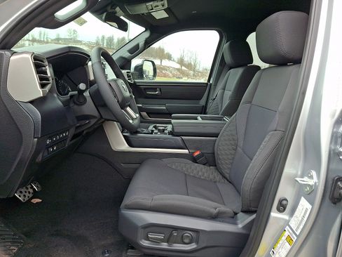 New 2026 Toyota Tundra SR5 image 11