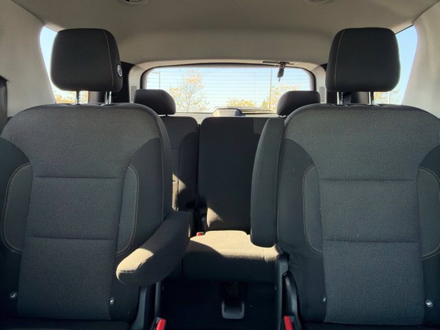 Used 2018 Chevrolet Traverse LT FWD image 29