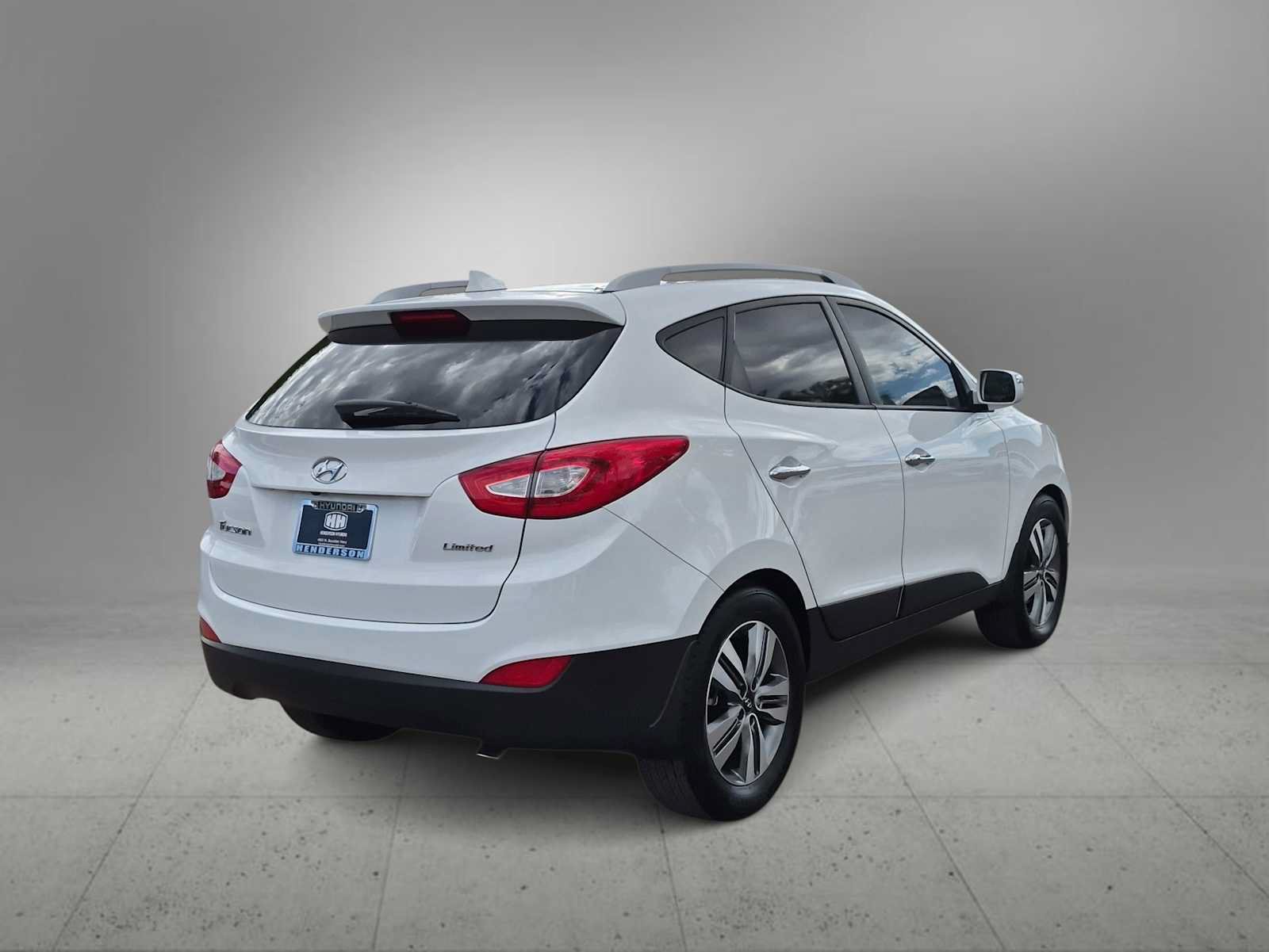 Used 2015 Hyundai Tucson Limited w/ Option Group 03 FWD image 8