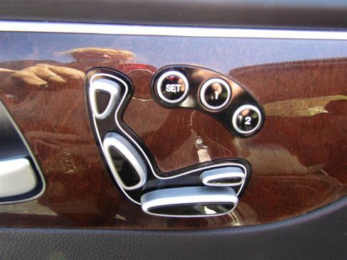 Used 2013 Hyundai Equus Ultimate image 10