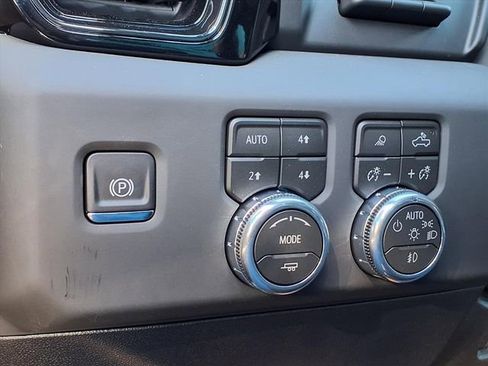 New 2026 GMC Sierra 2500 AT4 w/ Technology Package image 24