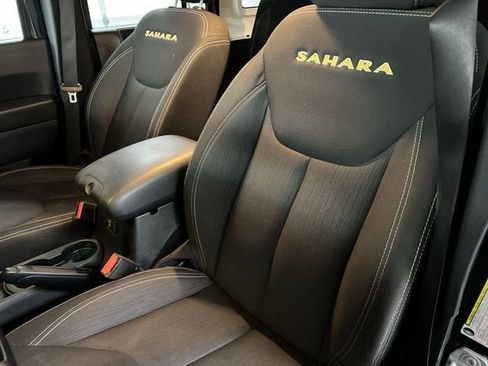 Used 2014 Jeep Wrangler Unlimited Sahara w/ Dual Top Group image 17