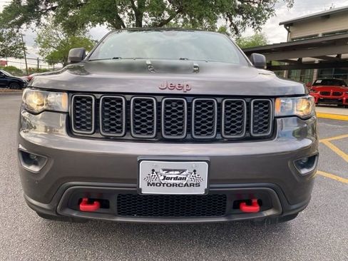 Used 2019 Jeep Grand Cherokee Trailhawk image 9